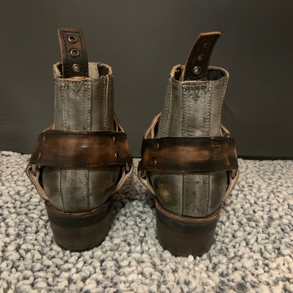 NWB Freebird distressed Whiskey ice boots in Gray, size 9 - Picture 4 of 10